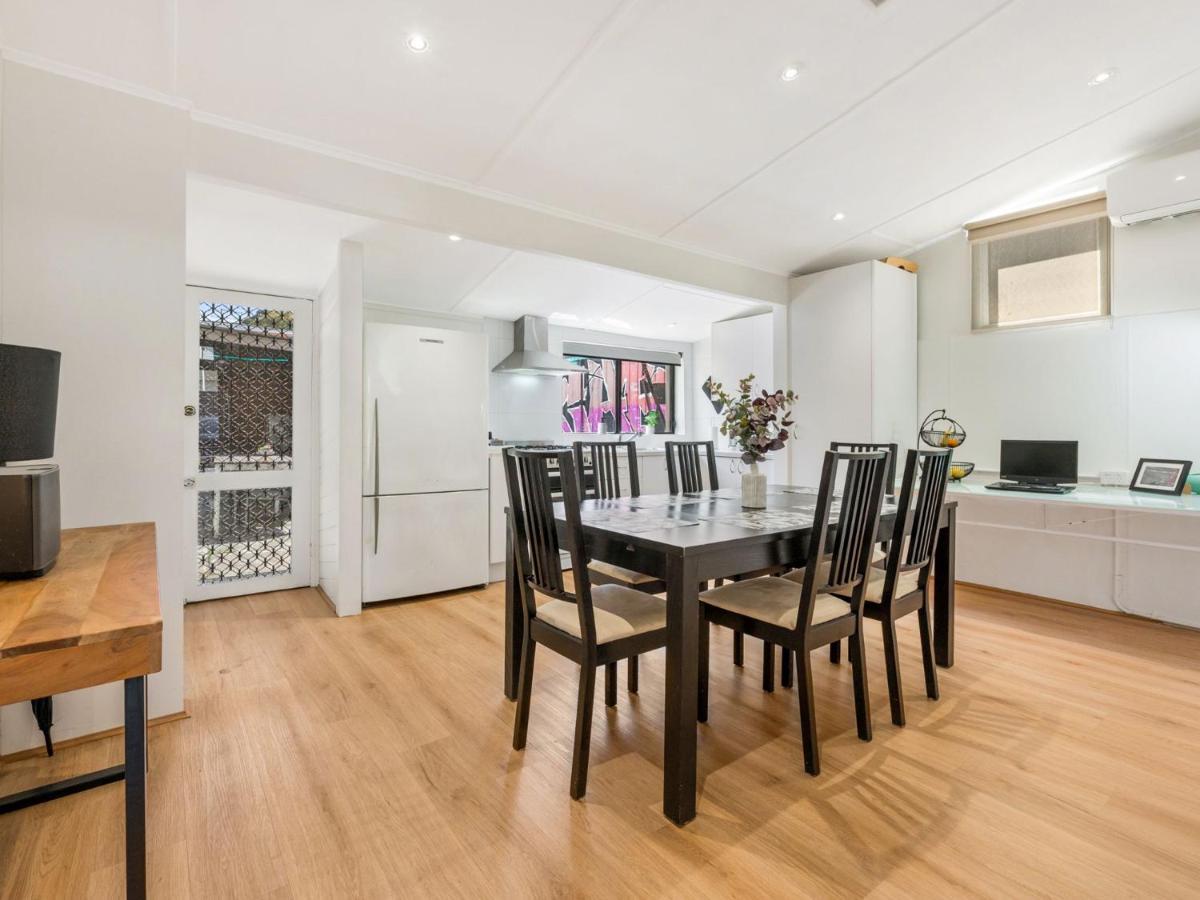 Willa Walk To The Mcg & Aami Park - Free Late Checkout - Great Location & Backyard Melbourne Zewnętrze zdjęcie